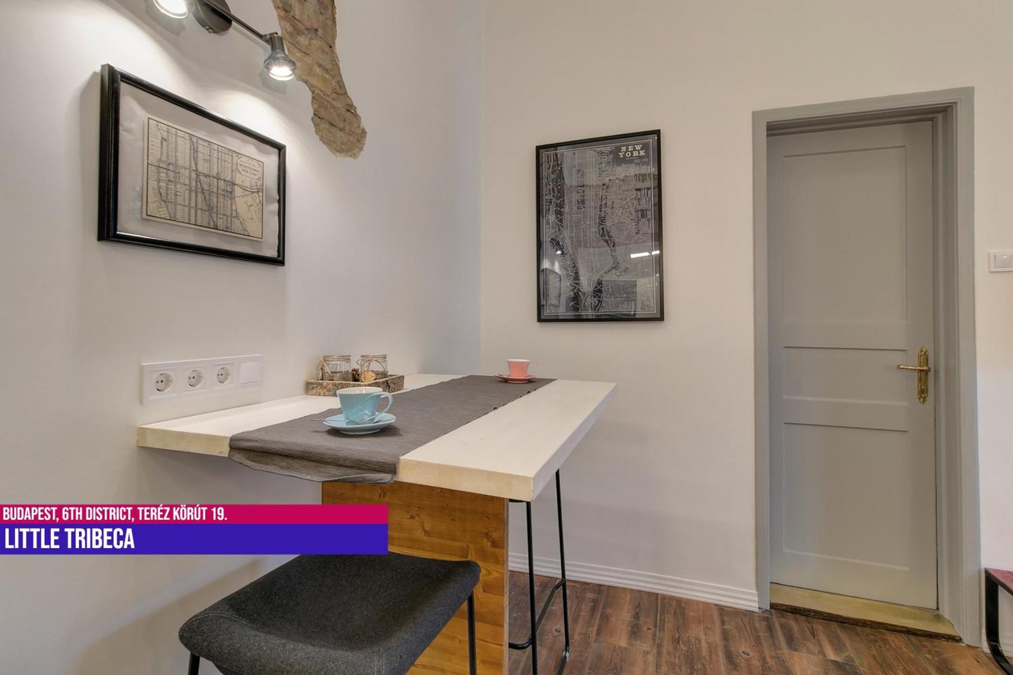 Little Americas Oktogon Apartman